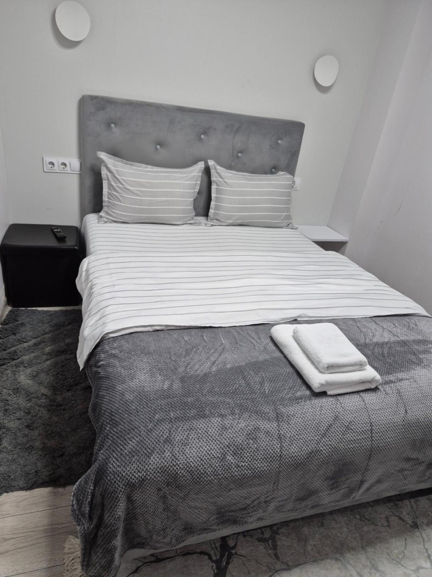 Budget Private Room Chişinău Extérieur photo